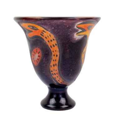  Le Vase aux Serpents Spirals : Révélations Symboliques d'une Œuvre Mystérieuse !